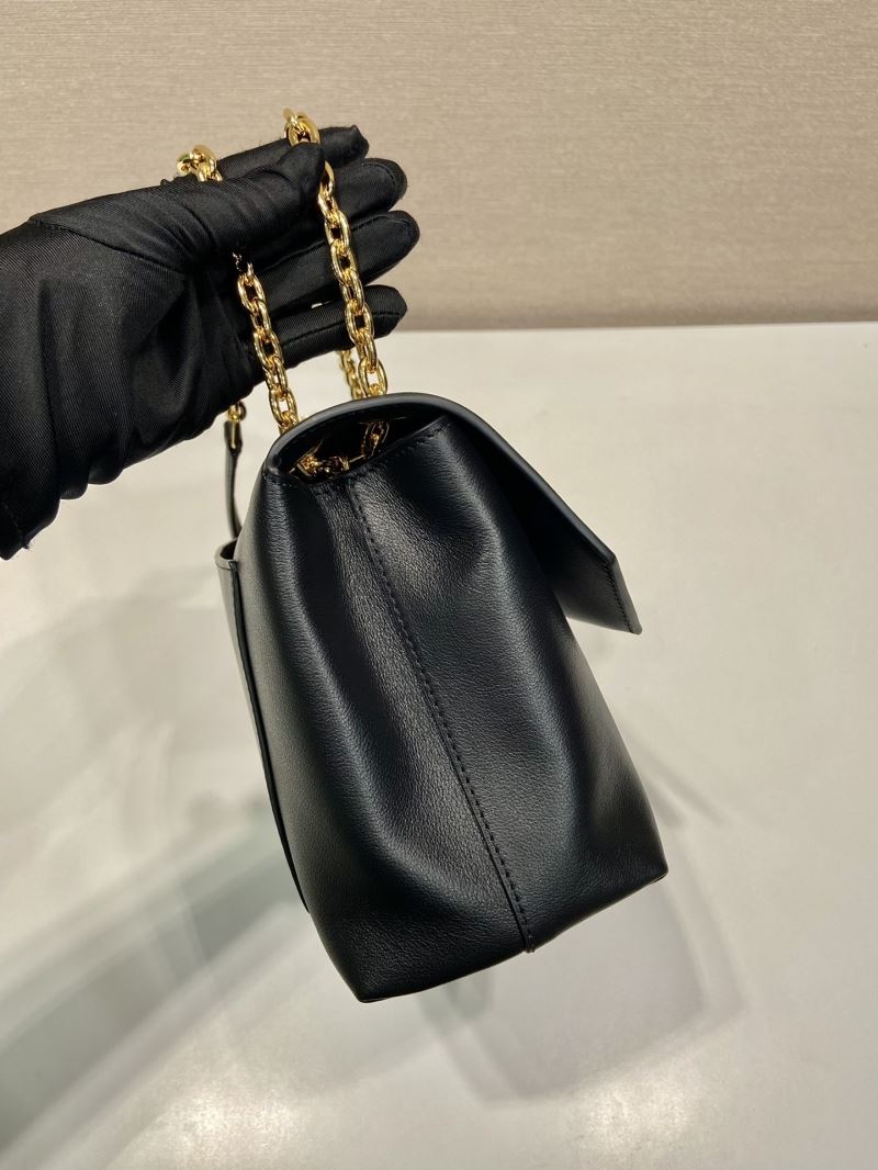 Pra*a top handle bags